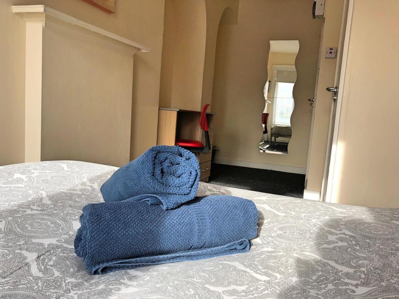 Harley Rooms - Private Double Rooms With Shower Sheffield Exterior photo